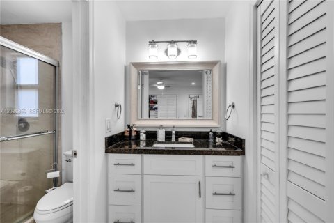 Casa en venta en Sunrise, Florida, 2 dormitorios, 142.79 m2 № 2077947 - foto 16