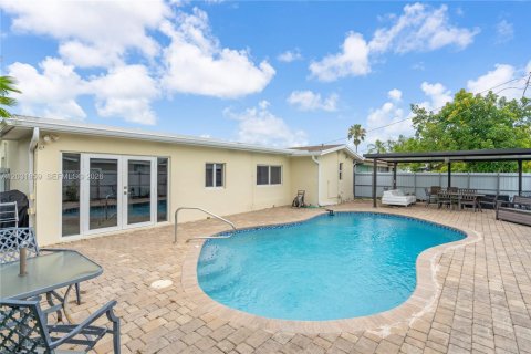 Casa en venta en Sunrise, Florida, 2 dormitorios, 142.79 m2 № 2077947 - foto 20