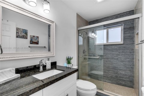 Casa en venta en Sunrise, Florida, 2 dormitorios, 142.79 m2 № 2077947 - foto 14