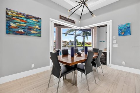 Villa ou maison à vendre à Punta Gorda, Floride: 3 chambres, 235.41 m2 № 2356066 - photo 15