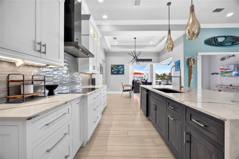 Villa ou maison à vendre à Punta Gorda, Floride: 3 chambres, 235.41 m2 № 2356066 - photo 12