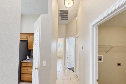 Villa ou maison à louer à Orlando, Floride: 4 chambres, 200.76 m2 № 2381215 - photo 11