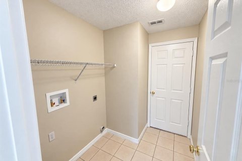 Villa ou maison à louer à Orlando, Floride: 4 chambres, 200.76 m2 № 2381215 - photo 22