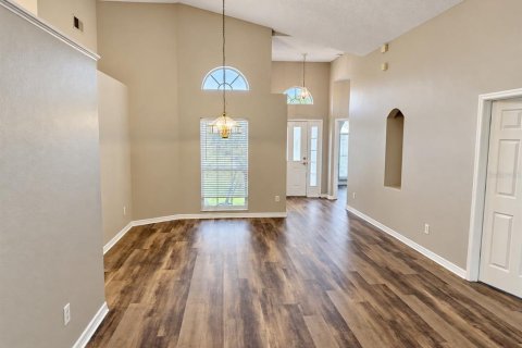 Villa ou maison à louer à Orlando, Floride: 4 chambres, 200.76 m2 № 2381215 - photo 10
