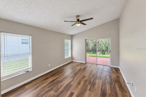 Villa ou maison à louer à Orlando, Floride: 4 chambres, 200.76 m2 № 2381215 - photo 12