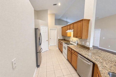 Villa ou maison à louer à Orlando, Floride: 4 chambres, 200.76 m2 № 2381215 - photo 6
