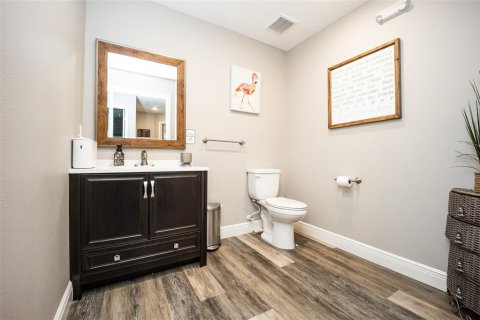 Propiedad comercial en alquiler en Wildwood, Florida, 286.05 m2 № 1558989 - foto 15
