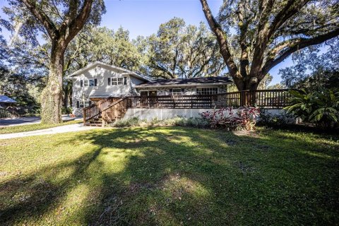 Propiedad comercial en alquiler en Wildwood, Florida, 286.05 m2 № 1558989 - foto 16