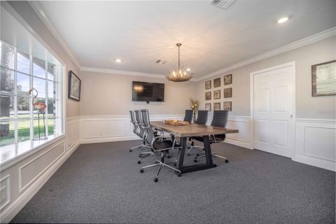 Propiedad comercial en alquiler en Wildwood, Florida, 286.05 m2 № 1558989 - foto 4