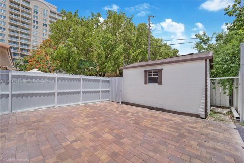 Снять в аренду виллу или дом в Майами, Флорида 3 спальни, 267.65м2, № 1958457 - фото 10