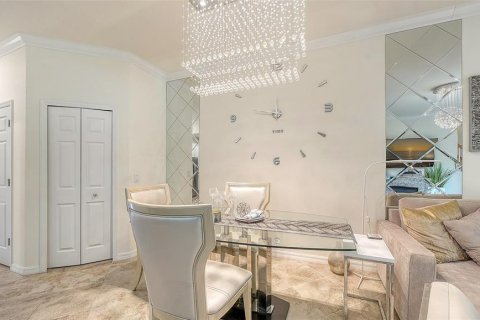Townhouse in Venice, Florida 3 bedrooms, 181.07 sq.m. № 2213005 - photo 11