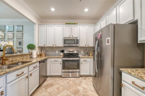 Townhouse in Venice, Florida 3 bedrooms, 181.07 sq.m. № 2213005 - photo 14