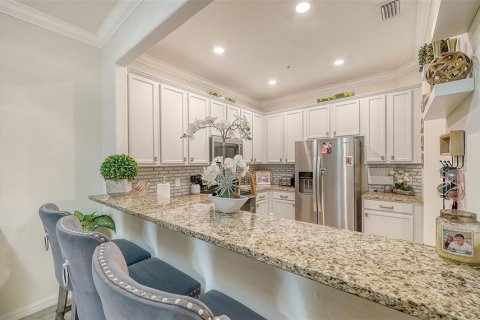 Townhouse in Venice, Florida 3 bedrooms, 181.07 sq.m. № 2213005 - photo 13