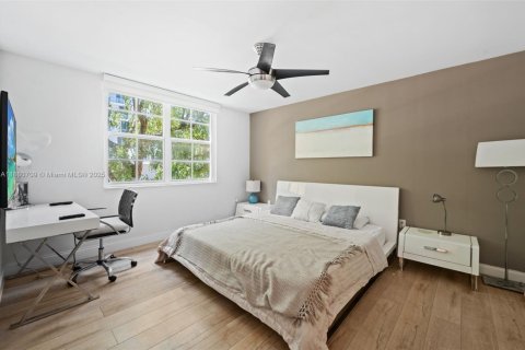 Copropriété à louer à Aventura, Floride: 2 chambres, 102.19 m2 № 1889094 - photo 15