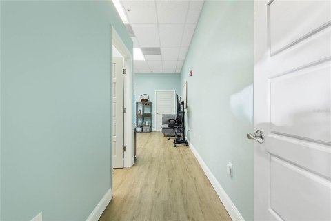 Propiedad comercial en alquiler en Palm Coast, Florida, 111.48 m2 № 1869065 - foto 9