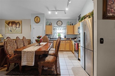 House in Davenport, Florida 5 bedrooms, 223.89 sq.m. № 1900555 - photo 10