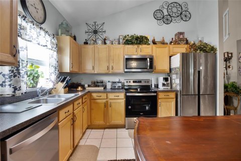 House in Davenport, Florida 5 bedrooms, 223.89 sq.m. № 1900555 - photo 8