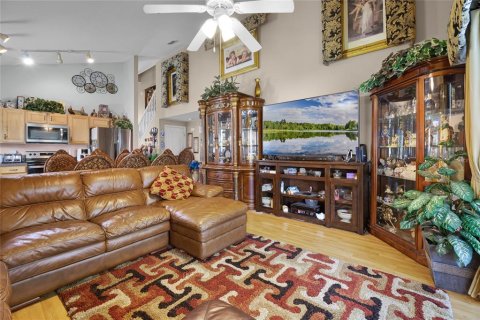House in Davenport, Florida 5 bedrooms, 223.89 sq.m. № 1900555 - photo 13