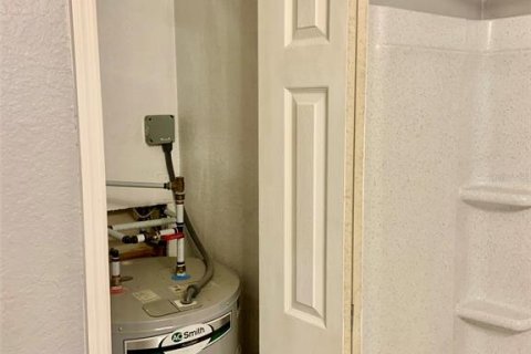 Copropriété à vendre à Orlando, Floride: 1 chambre, 51.84 m2 № 2120454 - photo 5