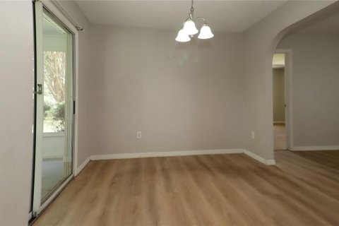 House in Ocala, Florida 2 bedrooms, 120.4 sq.m. № 1883484 - photo 11