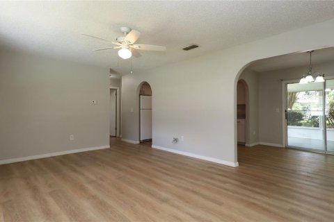 House in Ocala, Florida 2 bedrooms, 120.4 sq.m. № 1883484 - photo 6