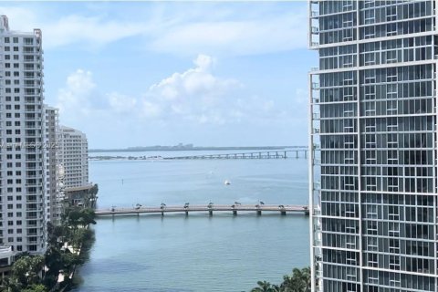 Condo in Miami, Florida, 2 bedrooms  № 1762749 - photo 4