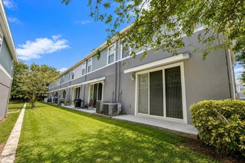Townhouse in Clearwater, Florida 3 bedrooms, 138.98 sq.m. № 2226019 - photo 19