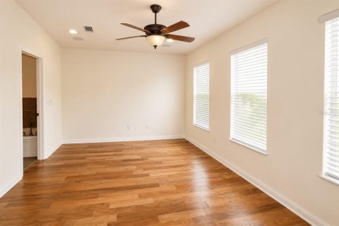 Townhouse in Clearwater, Florida 3 bedrooms, 138.98 sq.m. № 2226019 - photo 10