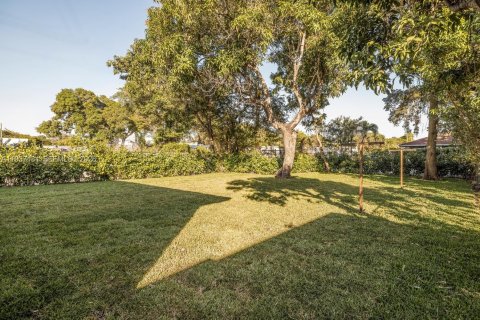 Villa ou maison à vendre à Miami, Floride: 3 chambres, 108.88 m2 № 1995494 - photo 19