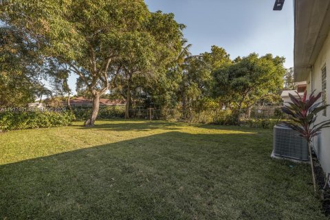 Villa ou maison à vendre à Miami, Floride: 3 chambres, 108.88 m2 № 1995494 - photo 17