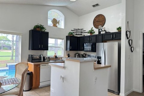 Casa en alquiler en Haines City, Florida, 3 dormitorios, 104.98 m2 № 1901319 - foto 4