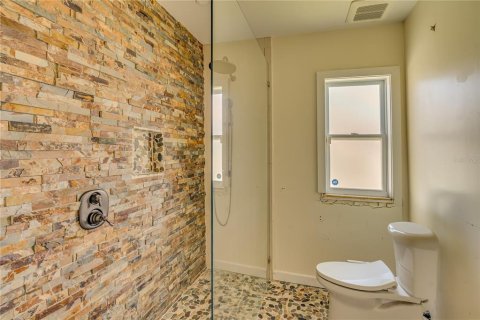 House in Redington Beach, Florida 3 bedrooms, 175.12 sq.m. № 2135883 - photo 30