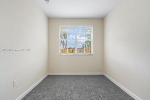 Townhouse in Homestead, Florida 3 bedrooms, 158.31 sq.m. № 1802628 - photo 14