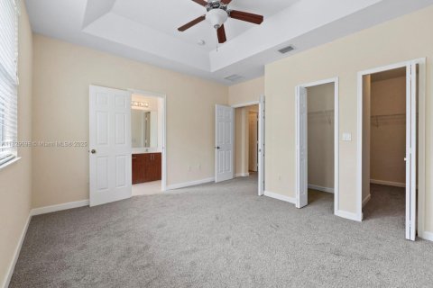 Townhouse in Homestead, Florida 3 bedrooms, 158.31 sq.m. № 1802628 - photo 26