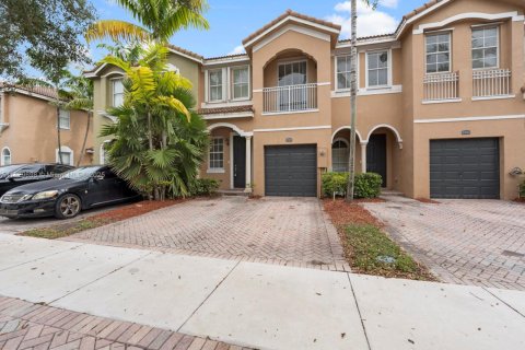 Townhouse in Homestead, Florida 3 bedrooms, 158.31 sq.m. № 1802628 - photo 30