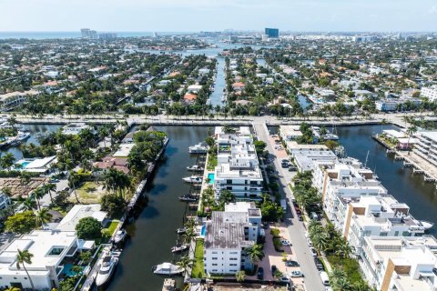 Condominio en venta en Fort Lauderdale, Florida, 2 dormitorios, 78.04 m2 № 2190902 - foto 28