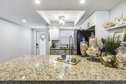Condominio en venta en Fort Lauderdale, Florida, 2 dormitorios, 78.04 m2 № 2190902 - foto 6