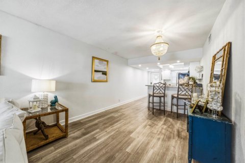 Condominio en venta en Fort Lauderdale, Florida, 2 dormitorios, 78.04 m2 № 2190902 - foto 10