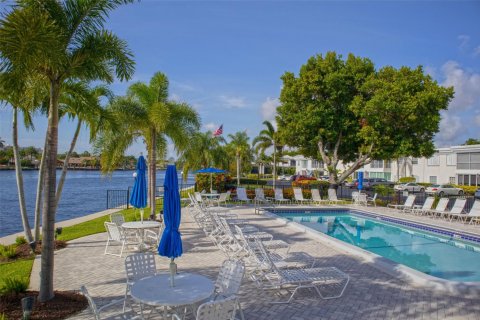 Condominio en venta en Fort Lauderdale, Florida, 2 dormitorios, 116.13 m2 № 1075799 - foto 1