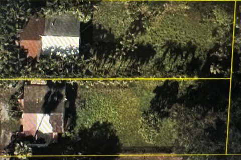 Land in Miami, Florida № 1977006 - photo 1