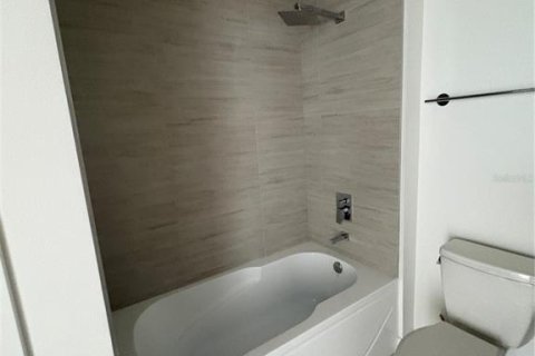 Condominio en venta en Orlando, Florida, 2 dormitorios, 95.04 m2 № 2151007 - foto 9