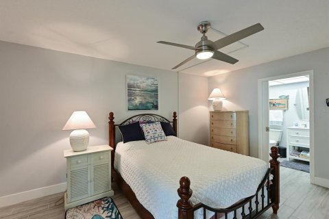 Copropriété à vendre à Bradenton, Floride: 2 chambres, 134.89 m2 № 2356453 - photo 17
