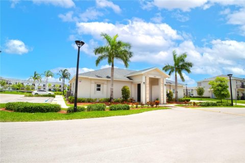 Adosado en alquiler en Homestead, Florida, 4 dormitorios, 163.23 m2 № 2049112 - foto 8