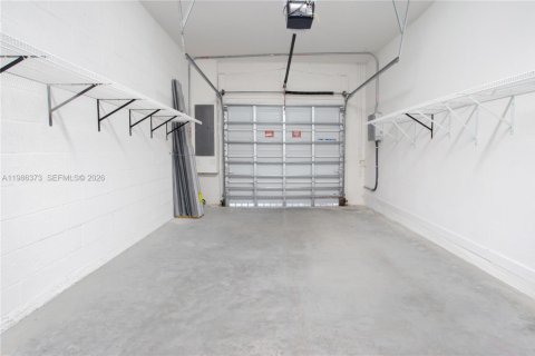 Adosado en alquiler en Homestead, Florida, 4 dormitorios, 163.23 m2 № 2049112 - foto 22