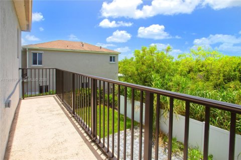 Adosado en alquiler en Homestead, Florida, 4 dormitorios, 163.23 m2 № 2049112 - foto 24
