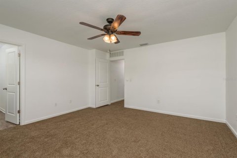 Villa ou maison à vendre à Zephyrhills, Floride: 3 chambres, 169.64 m2 № 1677642 - photo 19