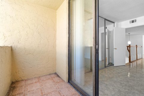 Touwnhouse à vendre à Deerfield Beach, Floride: 2 chambres, 99.41 m2 № 2251163 - photo 28