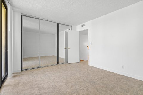 Touwnhouse à vendre à Deerfield Beach, Floride: 2 chambres, 99.41 m2 № 2251163 - photo 27