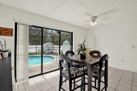 Villa ou maison à vendre à Spring Hill, Floride: 3 chambres, 116.96 m2 № 2355761 - photo 6