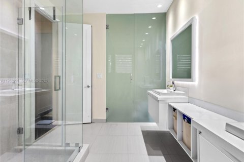 Touwnhouse à vendre à Doral, Floride: 3 chambres, 204.38 m2 № 2043660 - photo 18